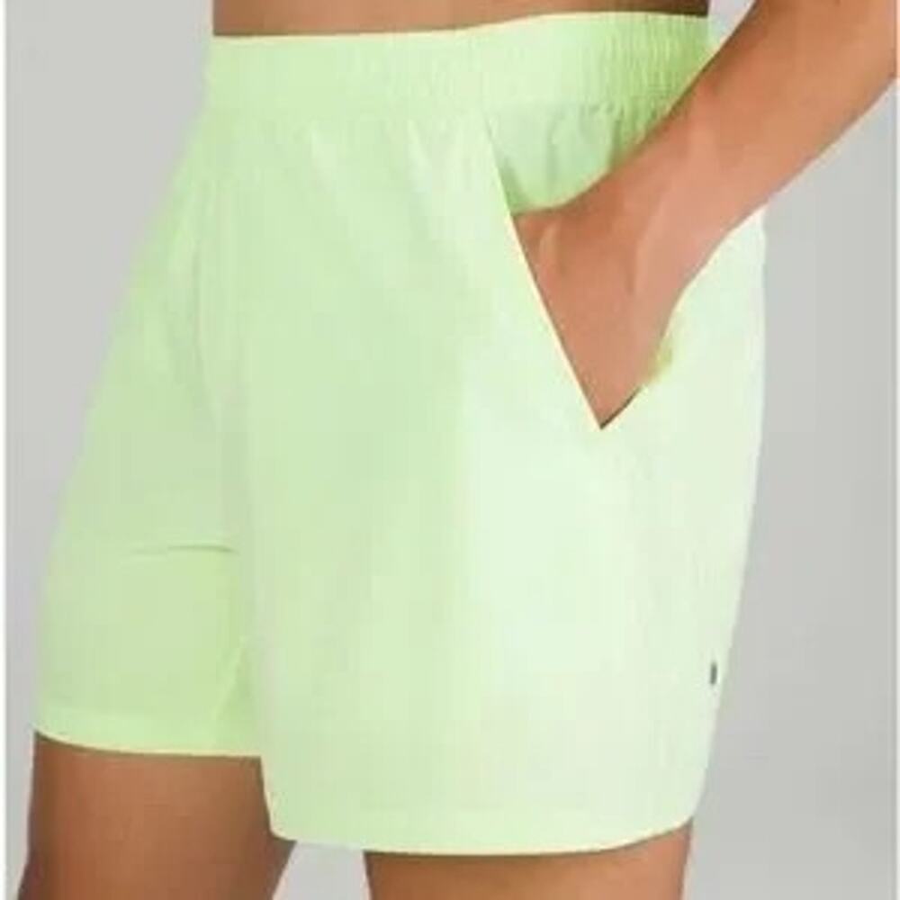 Lululemon Men's T.H.E. Short 9" Linerless Lime Green/Citra Neon Athletic Sz XL